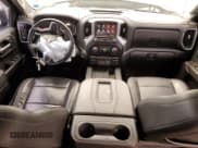 ✅ 2020 Chevrolet Silverado 1500 LTZ • VIN: 3GCUYGEL3LG303845 • Lot: 50366785. Wystawiony na Copart z przebiegiem 63 847 mil. Bezpłatny archiwum sprzedaży aukcyjnych z USA i szczegółowy raport historii pojazdu na DreamBid. Zdjęcie 8.