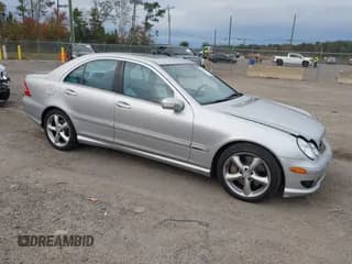 ✅ 2005 Mercedes-Benz C 230 Kompressor • VIN: WDBRF40J95F622394 • Lot: 43859113. Wystawiony na IAAI z przebiegiem 128 350 mil. Bezpłatny archiwum sprzedaży aukcyjnych z USA i szczegółowy raport historii pojazdu na DreamBid. Zdjęcie 1.