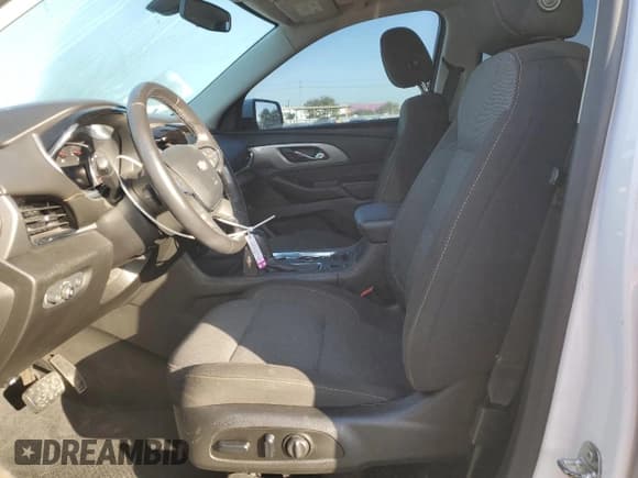 ✅ 2019 Chevrolet Traverse LT Cloth • VIN: 1GNERGKWXKJ125548 • Lot: 91628025. Wystawiony na Copart z przebiegiem 114 058 mil. Bezpłatny archiwum sprzedaży aukcyjnych z USA i szczegółowy raport historii pojazdu na DreamBid. Zdjęcie 7.