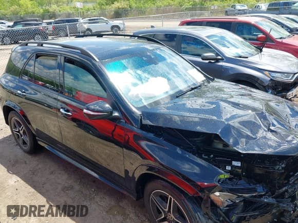 ✅ 2024 Mercedes-Benz GLE 450 • VIN: 4JGFB5KBXRB177362 • Lot: 42270719. Listed on IAAI with 23,019 mi. Free auction sales archive from the USA and detailed vehicle history report at DreamBid. Image 13.