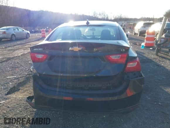 2016 Chevrolet Malibu LS с VIN 1G1ZC5ST0GF188408, выставлен на аукционе IAAI как лот 41375095 с пробегом 129 630 миль миль и . История ставок и продаж доступна на DreamBid. Изображение 16.