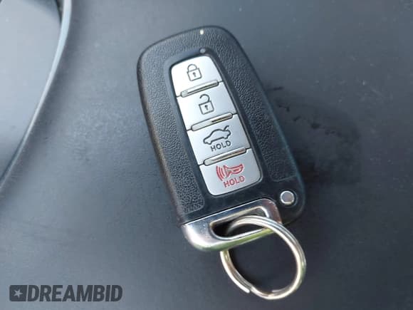 ✅ 2013 Hyundai Azera • VIN: KMHFH4JG6DA321882 • Лот: 42351891. Опубликован ранее на IAAI с пробегом 59 690 миль. Бесплатный доступ к архиву аукционных продаж из США и подробный отчёт об истории автомобиля на DreamBid. Изображение 11.