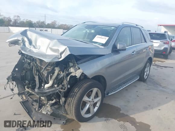 ✅ 2016 Mercedes-Benz GLE 350 • VIN: 4JGDA5JB3GA656771 • Лот: 43686870. Опубликован ранее на IAAI с пробегом 184 858 миль. Бесплатный доступ к архиву аукционных продаж из США и подробный отчёт об истории автомобиля на DreamBid. Изображение 6.