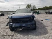 ✅ 2019 Chevrolet Silverado 1500 RST • VIN: 1GCUYEED3KZ155921 • Lot: 71069354. Wystawiony na Copart z przebiegiem 139 083 mil. Bezpłatny archiwum sprzedaży aukcyjnych z USA i szczegółowy raport historii pojazdu na DreamBid. Zdjęcie 11.