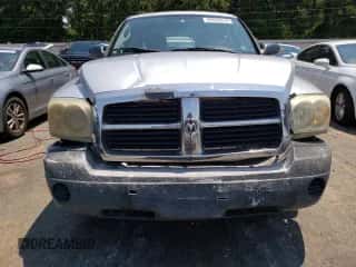 2006 Dodge Dakota ST z VIN 1D7HE28K26S694375, wystawiony jako Copart lot #65955414 z przebiegiem 248 546 mil mil oraz Szkoda całkowita • Salvage title. Historia ofert i sprzedaży dostępna na DreamBid. Obrazek 5.