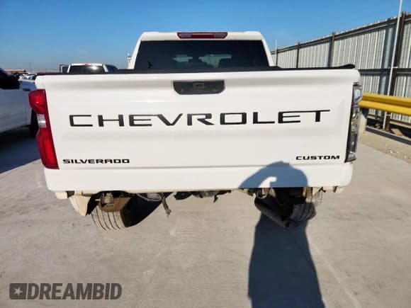 ✅ 2022 Chevrolet Silverado 1500 Custom • VIN: 3GCPWBEK6NG214383 • Лот: 81885015. Опубликован ранее на Copart с пробегом 51 666 миль. Бесплатный доступ к архиву аукционных продаж из США и подробный отчёт об истории автомобиля на DreamBid. Изображение 6.