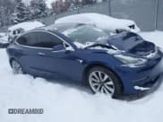 ✅ 2019 Tesla Model 3 Long Range • VIN: 5YJ3E1EBXKF364929 • Lot: 43884126. Wystawiony na IAAI z przebiegiem 189 010 mil. Bezpłatny archiwum sprzedaży aukcyjnych z USA i szczegółowy raport historii pojazdu na DreamBid. Zdjęcie 1.