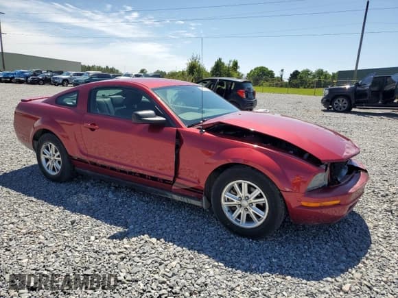 ✅ 2007 Ford Mustang Deluxe • VIN: 1ZVHT80N475356708 • Lot: 58121645. Listed on Copart with 170,700 mi. Free auction sales archive from the USA and detailed vehicle history report at DreamBid. Image 4.