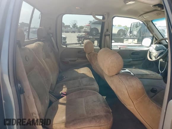 ✅ 2003 Ford F-150 XLT • VIN: 1FTRW07653KC10988 • Лот: 69672045. Опубликован ранее на Copart с пробегом 169 606 миль. Бесплатный доступ к архиву аукционных продаж из США и подробный отчёт об истории автомобиля на DreamBid. Изображение 10.