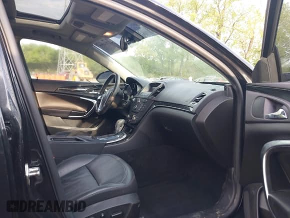 ✅ 2011 Buick Regal CXL Turbo TO2 • VIN: W04GW5EV0B1048040 • Lot: 42214095. Listed on IAAI with 189,618 mi. Free auction sales archive from the USA and detailed vehicle history report at DreamBid. Image 5.