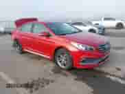 2017 Hyundai Sonata Sport с VIN 5NPE34AB6HH497803, выставлен на аукционе IAAI как лот 43305654 с пробегом 88 341 миль миль и . История ставок и продаж доступна на DreamBid. Изображение 1.