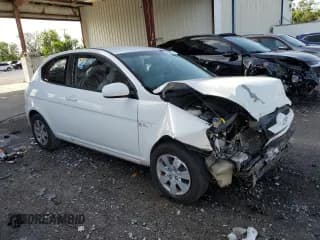 ✅ 2010 Hyundai Accent GS • VIN: KMHCM3AC2AU186030 • Лот: 61015605. Опубликован ранее на Copart с пробегом 204 786 миль. Бесплатный доступ к архиву аукционных продаж из США и подробный отчёт об истории автомобиля на DreamBid. Изображение 4.