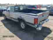 1995 Dodge Dakota z VIN 1B7GL23X4SS149528, wystawiony jako IAAI lot #42049475 z przebiegiem 168 078 mil mil oraz . Historia ofert i sprzedaży dostępna na DreamBid. Obrazek 3.