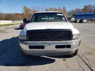 1999 Dodge 1500 с VIN 3B7HF13Z7XG136326, выставлен на аукционе Copart как лот 80277284 с пробегом Не указан миль и Списание • Salvage title. История ставок и продаж доступна на DreamBid. Изображение 5.