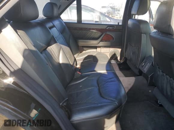 ✅ 1999 Mercedes-Benz S 320/430/500 • VIN: WDBGA51G1XA424990 • Лот: 89411825. Опубликован ранее на Copart с пробегом 160 021 миль. Бесплатный доступ к архиву аукционных продаж из США и подробный отчёт об истории автомобиля на DreamBid. Изображение 10.