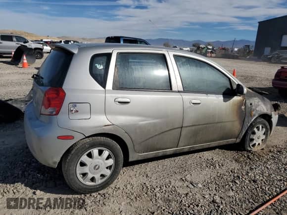 2004 Chevrolet Aveo LS с VIN KL1TJ62604B188129, выставлен на аукционе Copart как лот 76778904 с пробегом Не указан миль и Списание • Salvage title. История ставок и продаж доступна на DreamBid. Изображение 3.
