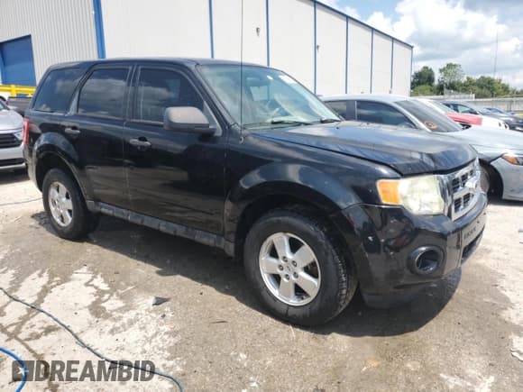 ✅ 2010 Ford Escape XLS • VIN: 1FMCU9C72AKB88181 • Lot: 66648355. Listed on Copart with 168,266 mi. Free auction sales archive from the USA and detailed vehicle history report at DreamBid. Image 4.