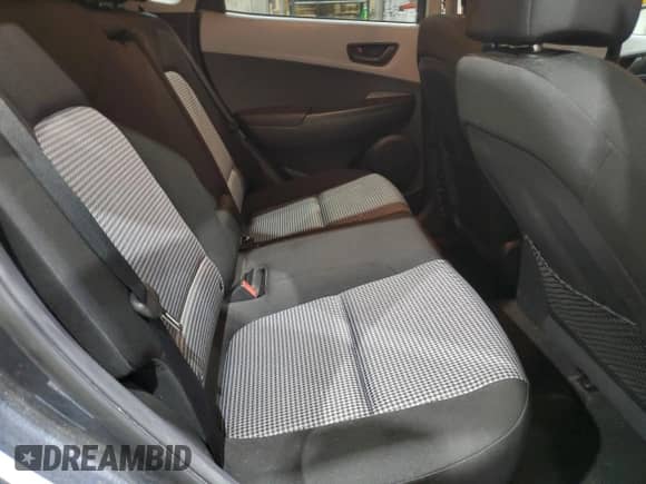 2021 Hyundai Kona SEL z VIN KM8K2CAA1MU673532, wystawiony jako Copart lot #66547565 z przebiegiem 143 139 mil mil oraz Szkoda całkowita • Salvage title. Historia ofert i sprzedaży dostępna na DreamBid. Obrazek 11.