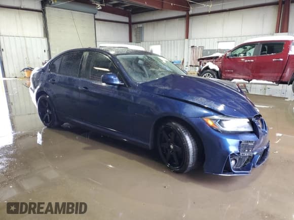 ✅ 2011 BMW 3 Series 328i xDrive • VIN: WBAPK7C59BA820077 • Lot: 92229425. Listed on Copart with 116,956 mi. Free auction sales archive from the USA and detailed vehicle history report at DreamBid. Image 4.