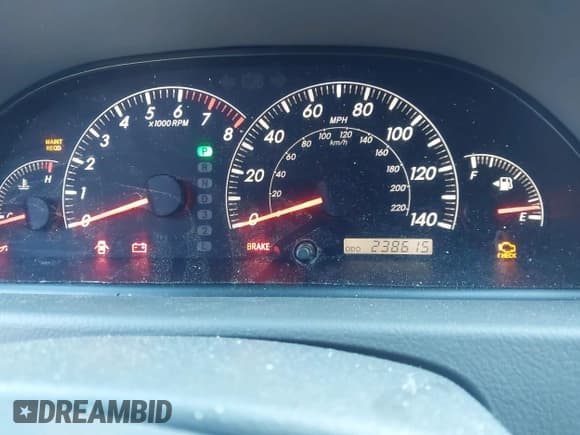 ✅ 2005 Toyota Camry SE • VIN: 4T1BE32K55U969766 • Lot: 43429790. Wystawiony na IAAI z przebiegiem 238 615 mil. Bezpłatny archiwum sprzedaży aukcyjnych z USA i szczegółowy raport historii pojazdu na DreamBid. Zdjęcie 7.