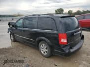 ✅ 2010 Chrysler Town & Country Touring Plus • VIN: 2A4RR8D15AR393736 • Lot: 81269565. Wystawiony na Copart z przebiegiem 177 857 mil. Bezpłatny archiwum sprzedaży aukcyjnych z USA i szczegółowy raport historii pojazdu na DreamBid. Zdjęcie 2.