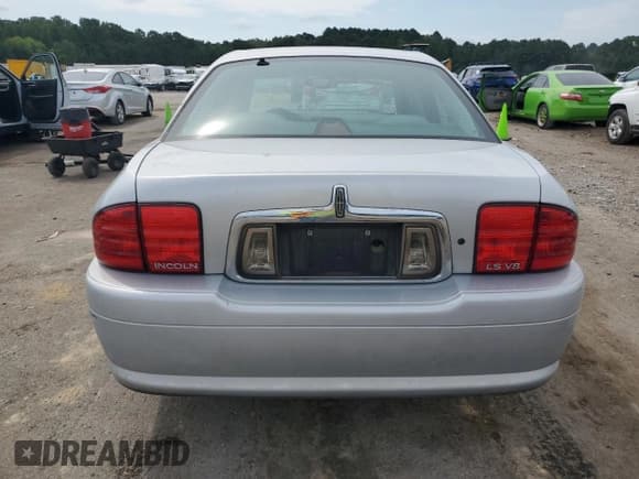 ✅ 2002 Lincoln LS w/Base Pkg • VIN: 1LNHM87A52Y624994 • Lot: 69023765. Wystawiony na Copart z przebiegiem 127 862 mil. Bezpłatny archiwum sprzedaży aukcyjnych z USA i szczegółowy raport historii pojazdu na DreamBid. Zdjęcie 6.