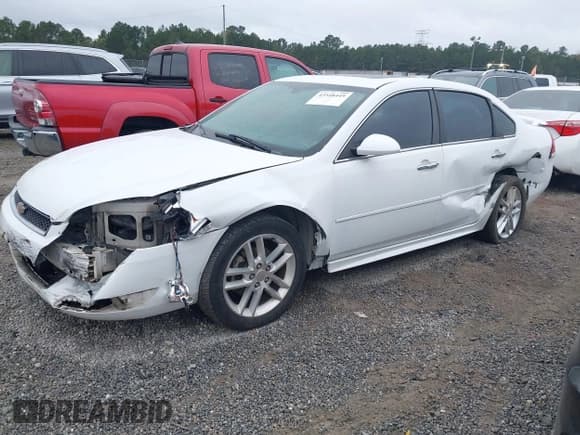 ✅ 2014 Chevrolet Impala LTZ • VIN: 2G1WC5E33E1167345 • Lot: 43548449. Listed on IAAI with 222,330 mi. Free auction sales archive from the USA and detailed vehicle history report at DreamBid. Image 2.