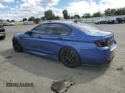 ✅ 2013 BMW M5 • VIN: WBSFV9C58DC773982 • Лот: 84922455. Опубликован ранее на Copart с пробегом 60 707 миль. Бесплатный доступ к архиву аукционных продаж из США и подробный отчёт об истории автомобиля на DreamBid. Изображение 2.