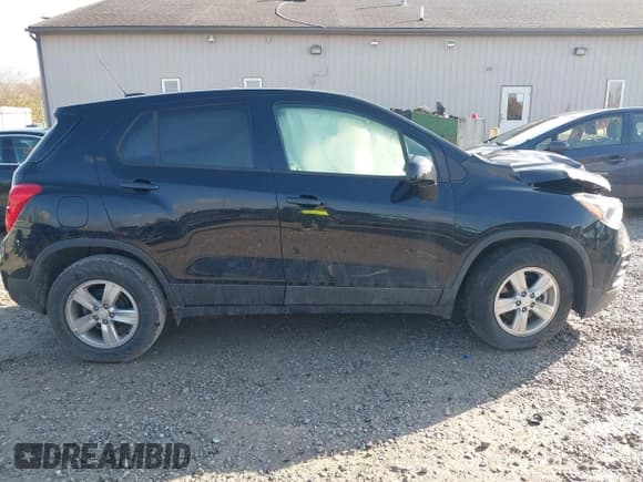 ✅ 2020 Chevrolet Trax LS • VIN: 3GNCJKSB5LL306565 • Lot: 43724305. Wystawiony na IAAI z przebiegiem 37 180 mil. Bezpłatny archiwum sprzedaży aukcyjnych z USA i szczegółowy raport historii pojazdu na DreamBid. Zdjęcie 13.