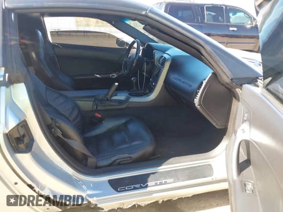 2007 Chevrolet Corvette with VIN 1G1YY25U675110091, listed as a IAAI auction lot 43511572 with 94,941 mi miles and . Bid and sale history available at DreamBid. Image 5.