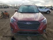 ✅ 2024 Subaru Forester Premium • VIN: JF2SKADC2RH494875 • Lot: 86334645. Wystawiony na Copart z przebiegiem Nie podano. Bezpłatny archiwum sprzedaży aukcyjnych z USA i szczegółowy raport historii pojazdu na DreamBid. Zdjęcie 5.