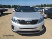 ✅ 2015 Kia Sorento LX • VIN: 5XYKT3A60FG565078 • Лот: 85270285. Опубликован ранее на Copart с пробегом 123 492 миль. Бесплатный доступ к архиву аукционных продаж из США и подробный отчёт об истории автомобиля на DreamBid. Изображение 5.