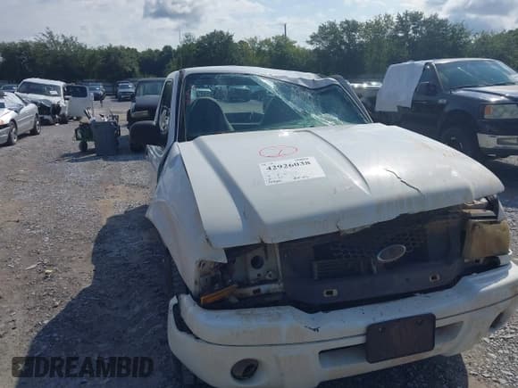 ✅ 2002 Ford Ranger XL • VIN: 1FTYR10U12PB64854 • Лот: 42926038. Опубликован ранее на IAAI с пробегом 111 525 миль. Бесплатный доступ к архиву аукционных продаж из США и подробный отчёт об истории автомобиля на DreamBid. Изображение 6.