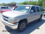 ✅ 2004 Chevrolet Suburban Z71 • VIN: 3GNFK16Z14G122679 • Lot: 41979958. Wystawiony na IAAI z przebiegiem 238 912 mil. Bezpłatny archiwum sprzedaży aukcyjnych z USA i szczegółowy raport historii pojazdu na DreamBid. Zdjęcie 2.