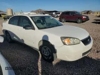 2007 Chevrolet Malibu 1LS z VIN 1G1ZS58F07F224909, wystawiony jako Copart lot #84349334 z przebiegiem 158 954 mil mil oraz Szkoda całkowita • Salvage title. Historia ofert i sprzedaży dostępna na DreamBid. Obrazek 4.