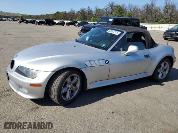✅ 2001 BMW Z3 2.5 • VIN: WBACN33421LM03604 • Лот: 62067285. Опубликован ранее на Copart с пробегом 76 057 миль. Бесплатный доступ к архиву аукционных продаж из США и подробный отчёт об истории автомобиля на DreamBid. Изображение 1.