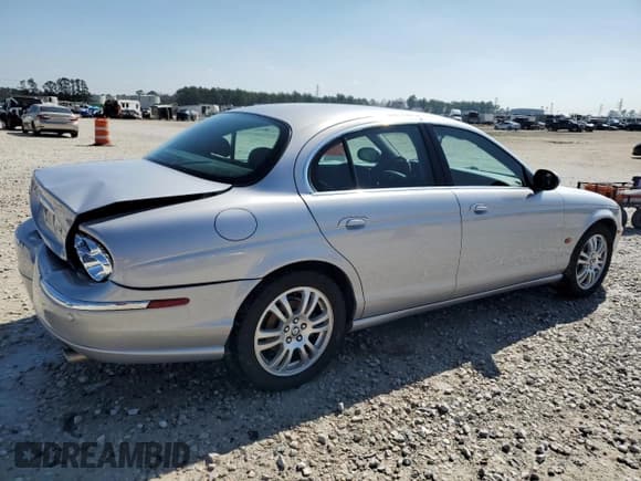 ✅ 2003 Jaguar S-Type • VIN: SAJEA01U73HM89587 • Lot: 45712745. Wystawiony na Copart z przebiegiem 45 916 mil. Bezpłatny archiwum sprzedaży aukcyjnych z USA i szczegółowy raport historii pojazdu na DreamBid. Zdjęcie 3.