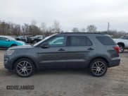 ✅ 2017 Ford Explorer Sport • VIN: 1FM5K8GT9HGB18786 • Лот: 43872301. Опубликован ранее на IAAI с пробегом 209 183 миль. Бесплатный доступ к архиву аукционных продаж из США и подробный отчёт об истории автомобиля на DreamBid. Изображение 14.