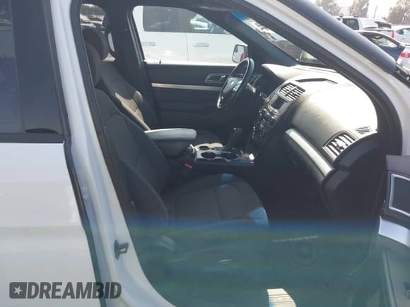 ✅ 2017 Ford Explorer XLT • VIN: 1FM5K7D88HGA27602 • Лот: 43442817. Опубликован ранее на IAAI с пробегом 88 725 миль. Бесплатный доступ к архиву аукционных продаж из США и подробный отчёт об истории автомобиля на DreamBid. Изображение 5.