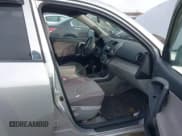 ✅ 2008 Toyota RAV4 • VIN: JTMBD33V186057032 • Lot: 43847970. Listed on IAAI with 158,381 mi. Free auction sales archive from the USA and detailed vehicle history report at DreamBid. Image 5.