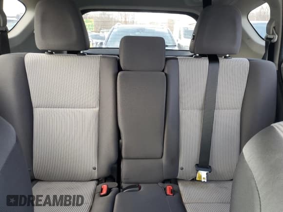 ✅ 2013 Toyota RAV4 LE • VIN: 2T3BFREV3DW103964 • Лот: 91602835. Опубликован ранее на Copart с пробегом 170 239 миль. Бесплатный доступ к архиву аукционных продаж из США и подробный отчёт об истории автомобиля на DreamBid. Изображение 10.