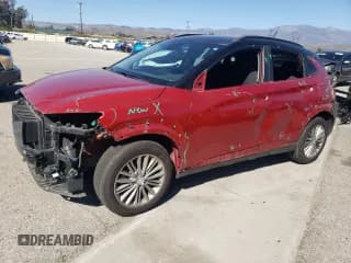 ✅ 2020 Hyundai Kona SEL • VIN: KM8K22AA7LU444118 • Лот: 87092235. Опубликован ранее на Copart с пробегом 120 226 миль. Бесплатный доступ к архиву аукционных продаж из США и подробный отчёт об истории автомобиля на DreamBid. Изображение 1.