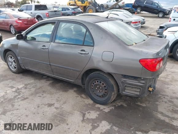 ✅ 2007 Toyota Corolla LE • VIN: 1NXBR30EX7Z885401 • Лот: 43741126. Опубликован ранее на IAAI с пробегом 81 202 миль. Бесплатный доступ к архиву аукционных продаж из США и подробный отчёт об истории автомобиля на DreamBid. Изображение 3.