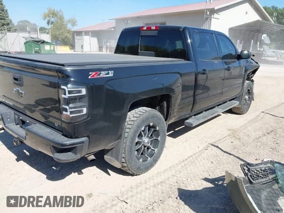 ✅ 2016 Chevrolet Silverado 1500 LT • VIN: 3GCUKREC8GG359508 • Lot: 43351088. Listed on IAAI with 95,296 mi. Free auction sales archive from the USA and detailed vehicle history report at DreamBid. Image 4.