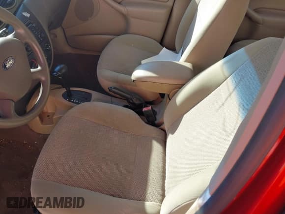 ✅ 2003 Ford Focus SE • VIN: 1FAFP34P93W277199 • Lot: 43437639. Listed on IAAI with 86,108 mi. Free auction sales archive from the USA and detailed vehicle history report at DreamBid. Image 5.