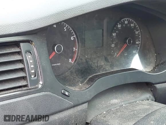 ✅ 2011 Volkswagen Jetta • VIN: 3VW2K7AJ0BM300704 • Лот: 43315616. Опубликован ранее на IAAI с пробегом Не указан. Бесплатный доступ к архиву аукционных продаж из США и подробный отчёт об истории автомобиля на DreamBid. Изображение 7.