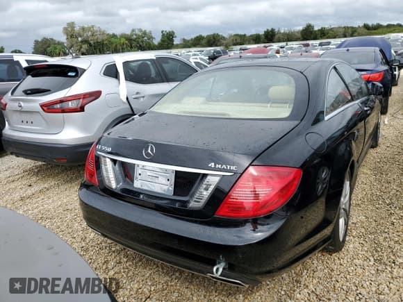 ✅ 2012 Mercedes-Benz CL 550 • VIN: WDDEJ9EB0CA028550 • Lot: 74307834. Wystawiony na Copart z przebiegiem Nie podano. Bezpłatny archiwum sprzedaży aukcyjnych z USA i szczegółowy raport historii pojazdu na DreamBid. Zdjęcie 6.