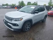 ✅ 2024 Jeep Compass Limited • VIN: 3C4NJDCNXRT134810 • Lot: 42402844. Wystawiony na IAAI z przebiegiem 30 482 mil. Bezpłatny archiwum sprzedaży aukcyjnych z USA i szczegółowy raport historii pojazdu na DreamBid. Zdjęcie 2.