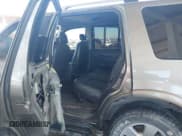 ✅ 2003 Ford Explorer Limited • VIN: 1FMZU65W83UB15028 • Лот: 43389195. Опубликован ранее на IAAI с пробегом 248 315 миль. Бесплатный доступ к архиву аукционных продаж из США и подробный отчёт об истории автомобиля на DreamBid. Изображение 13.