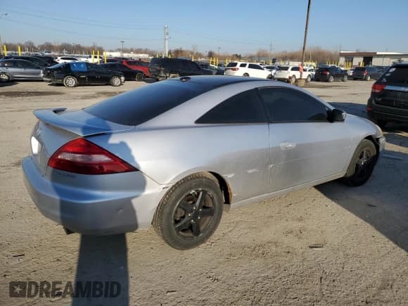 ✅ 2005 Honda Accord EX-L • VIN: 1HGCM726X5A004040 • Lot: 47595895. Wystawiony na Copart z przebiegiem 212 959 mil. Bezpłatny archiwum sprzedaży aukcyjnych z USA i szczegółowy raport historii pojazdu na DreamBid. Zdjęcie 3.